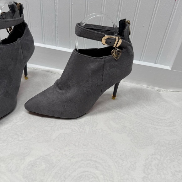 Gray high heel boots red bottom suede zipper back. Ankle strap date work sz 38 - Picture 3 of 16